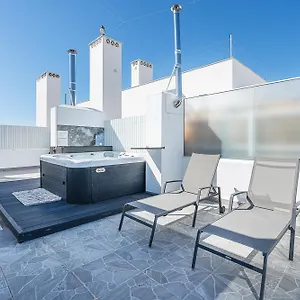 new-luxury-penthouse-beachfront-in-the-algarve.hotelaalgarve.com/